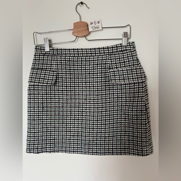 NEW URBAIN REVIVO MINI WOOL PLAID SKIRT - Picture 2 of 6